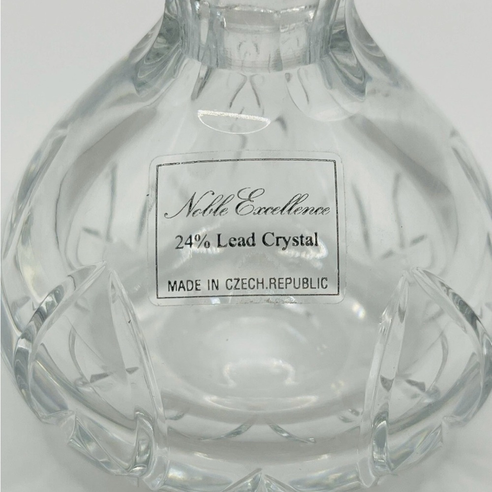Sophisticated CRYSTAL PERFUME BOTTLE~ Czech Republic - Picture 3 of 6